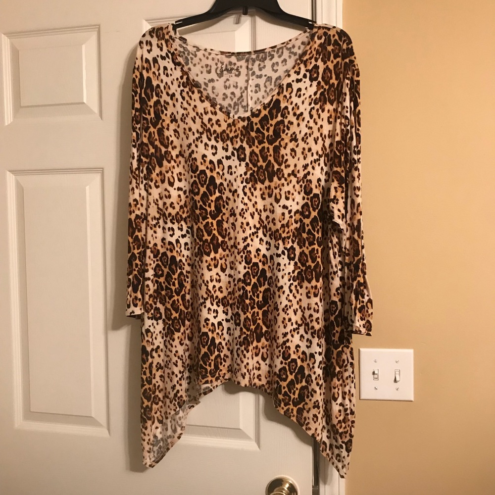 Simply Emma Cheetah Shark Bite Top